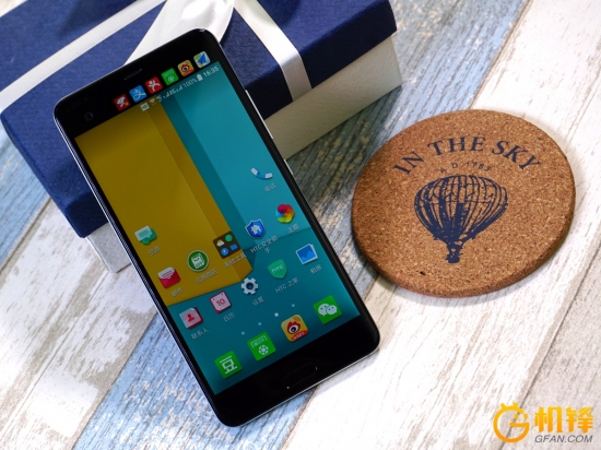 htcuultra屏幕怎么样,htcuultra蓝宝石版