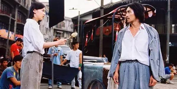 你的孤独虽败犹荣精彩片段,你的孤独虽败犹荣说的是啥