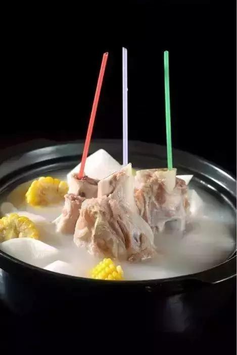 自从踏上重庆地铁2号线，减肥之路越来越远，美食吃得停不下来~