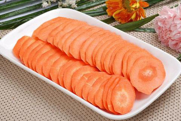 皮肤干起皮怎么用橄榄油灌肤,一到春季皮肤干痒起皮怎么办