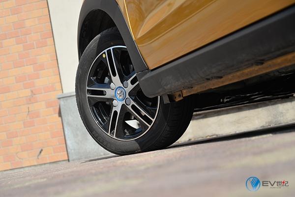 五万以内五门纯电动车,五万左右四门的电动汽车推荐