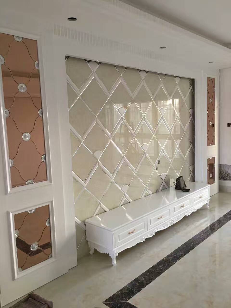 高端背景墙玻璃设计定制,玻璃背景墙轻奢