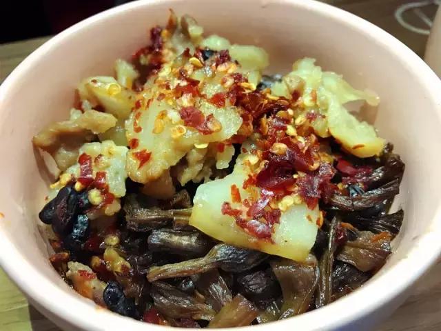 河边蒸菜馆哪家好吃,河边蒸菜馆哪家最好