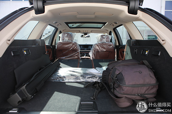 宝马520i旅行版功能,宝马520i和530旅行