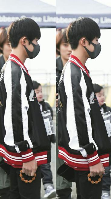 陈伟霆爱健身鹿晗喜欢足球，同是小鲜肉易烊千玺却对手串情有独钟