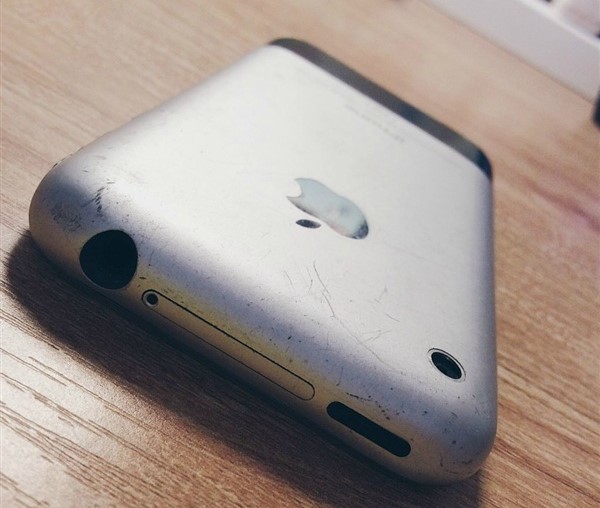 初代iphone卖了43万多,初代iphone多少钱一台