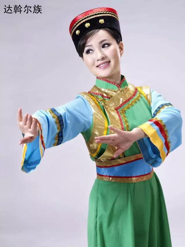 56个民族服饰的视频,56个民族男士服饰