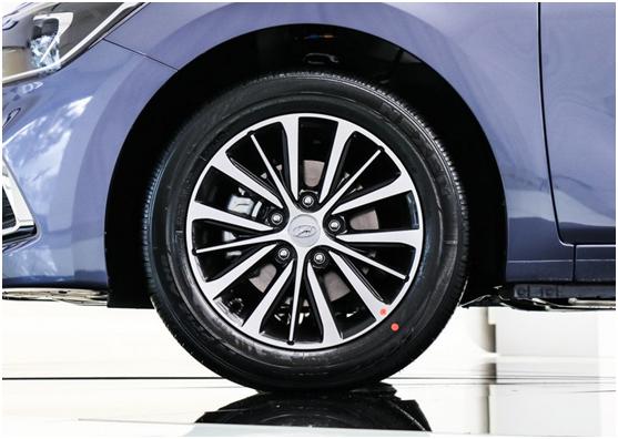 全新悦动顶配试驾,全新悦动档次高吗