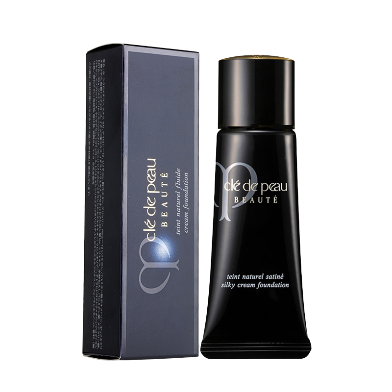 化妆比不画还难看,化妆到底需不需要粉底液