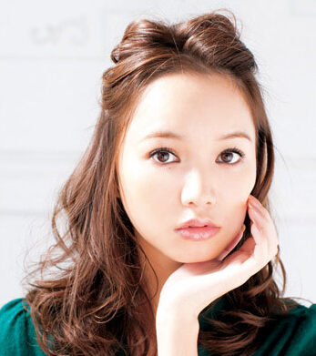 刘海妙招,有刘海的怎样让刘海更好看