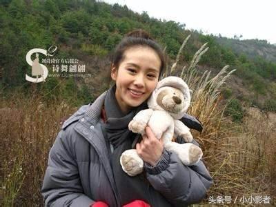 女明星素颜大比拼古力娜扎,中韩女星同框对比照