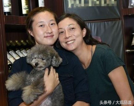 “功夫巨星”成龙心酸成名史,中国功夫巨星成龙之路