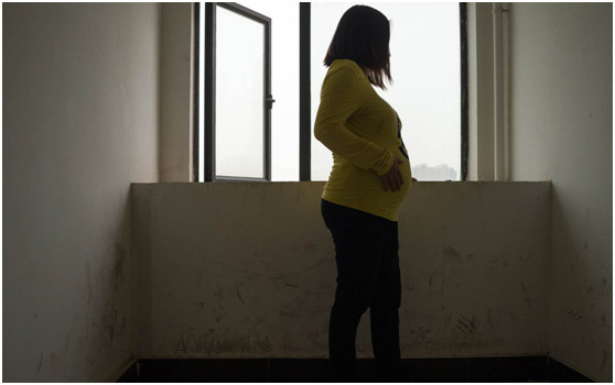 冷暖人生亲生妈妈和女儿相认,冷暖人间母亲婚前产子