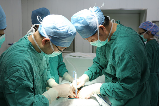 肝硬化只有等死这一条路吗,肝硬化腹水是不是就等死了