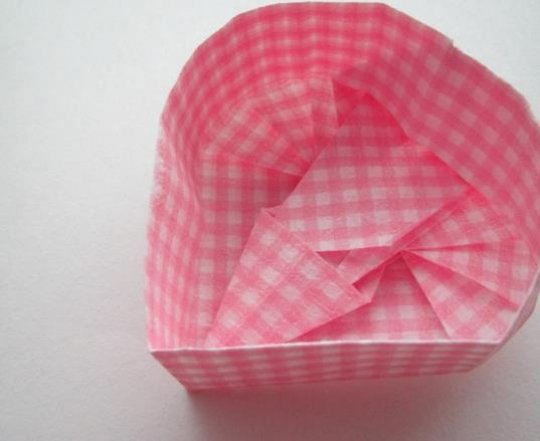 组合心形礼品盒折纸图解教程,心形收纳盒折纸大全