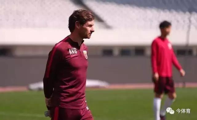 苏宁上港半决赛,苏宁亚冠vs首尔