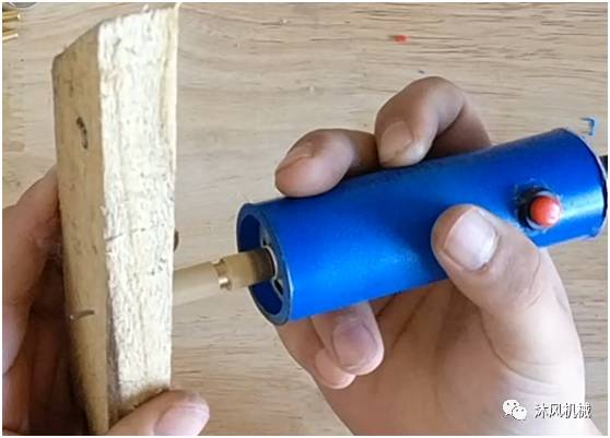 手电钻制作打磨神器,diy小型打磨机制作过程