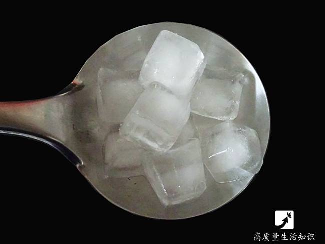 鸡汤炖好后浮油太多咋办,鸡汤去油效果最好的方法