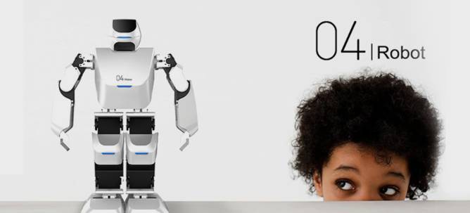 这个假老板要把公司搬到西海边，盖个全球最大的设计公司，陪员工逗鸟逗猫逗狗……