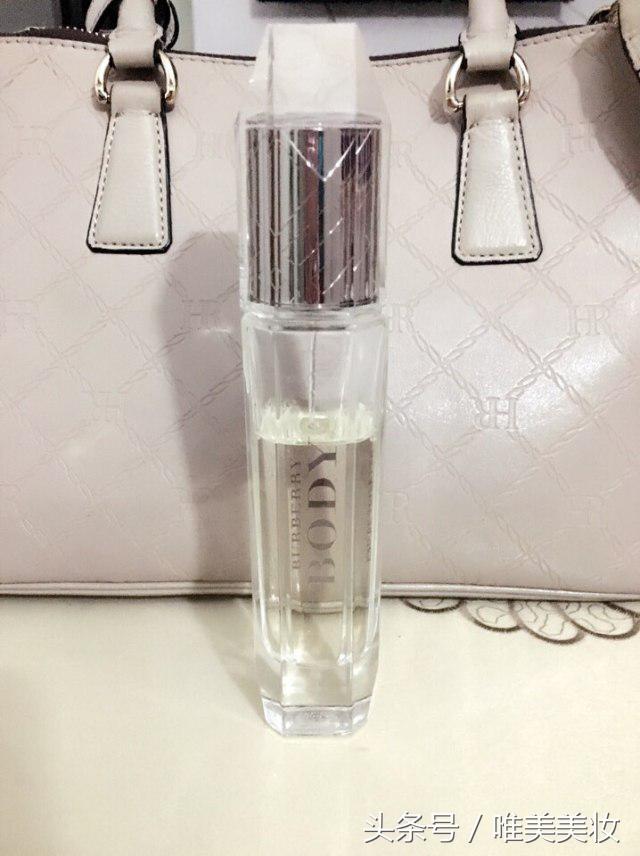 巴宝莉挚爱绯色悦粉香水怎么样,巴宝莉和范思哲香水哪个档次高