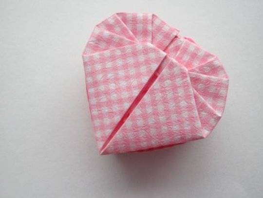 组合心形礼品盒折纸图解教程,心形收纳盒折纸大全