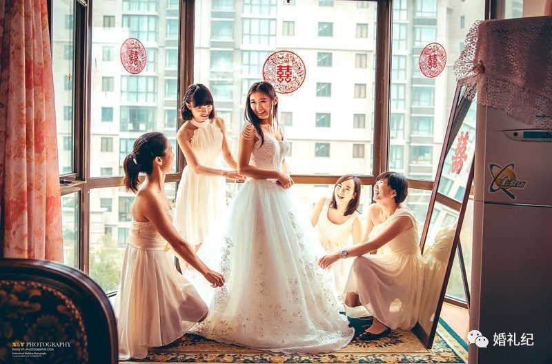 怎样布置婚房高雅又简单,婚房怎么布置不显土气又上档次