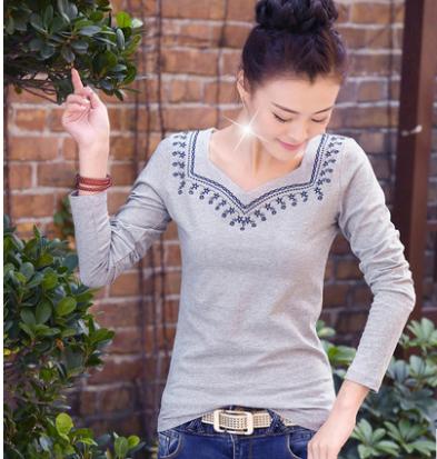 打底衫女内搭t恤中长款修身加绒,高领打底衫女秋冬新款长袖t恤衫