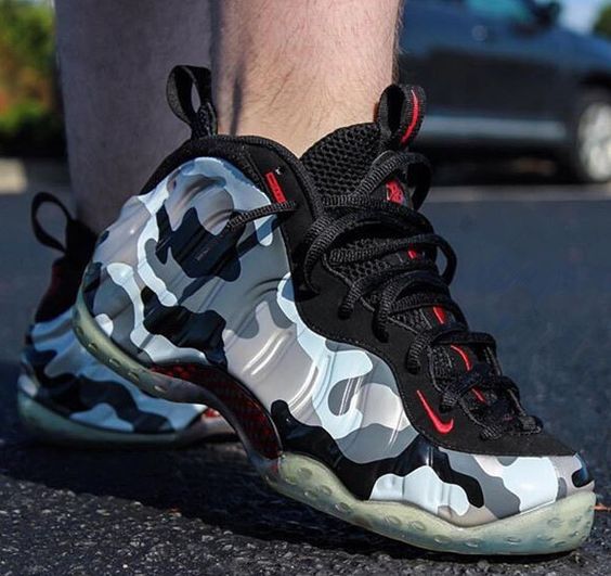 类似喷泡的球鞋,球鞋喷泡