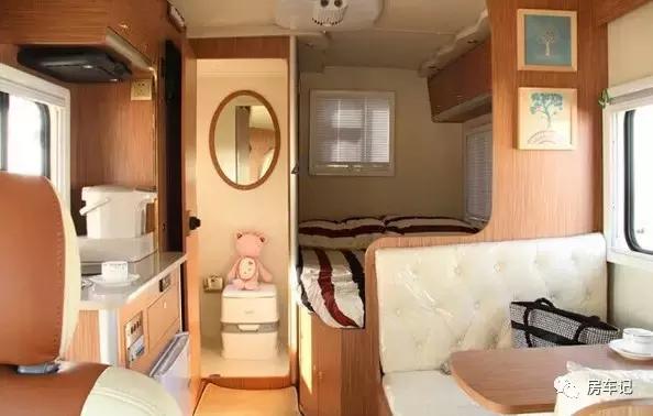 海格h5c的防抱死诊断接口位置,海格c型房车2.7汽油自动