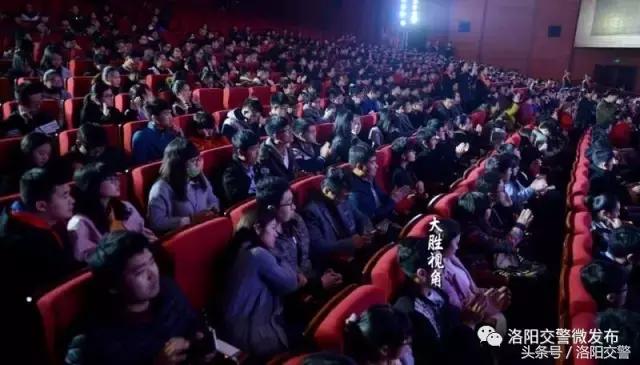 交通法制安全进校园活动,交警交通安全进校园活动