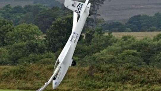 路上要是见到这么多钱，你们会怎么办？花掉还是还给人家