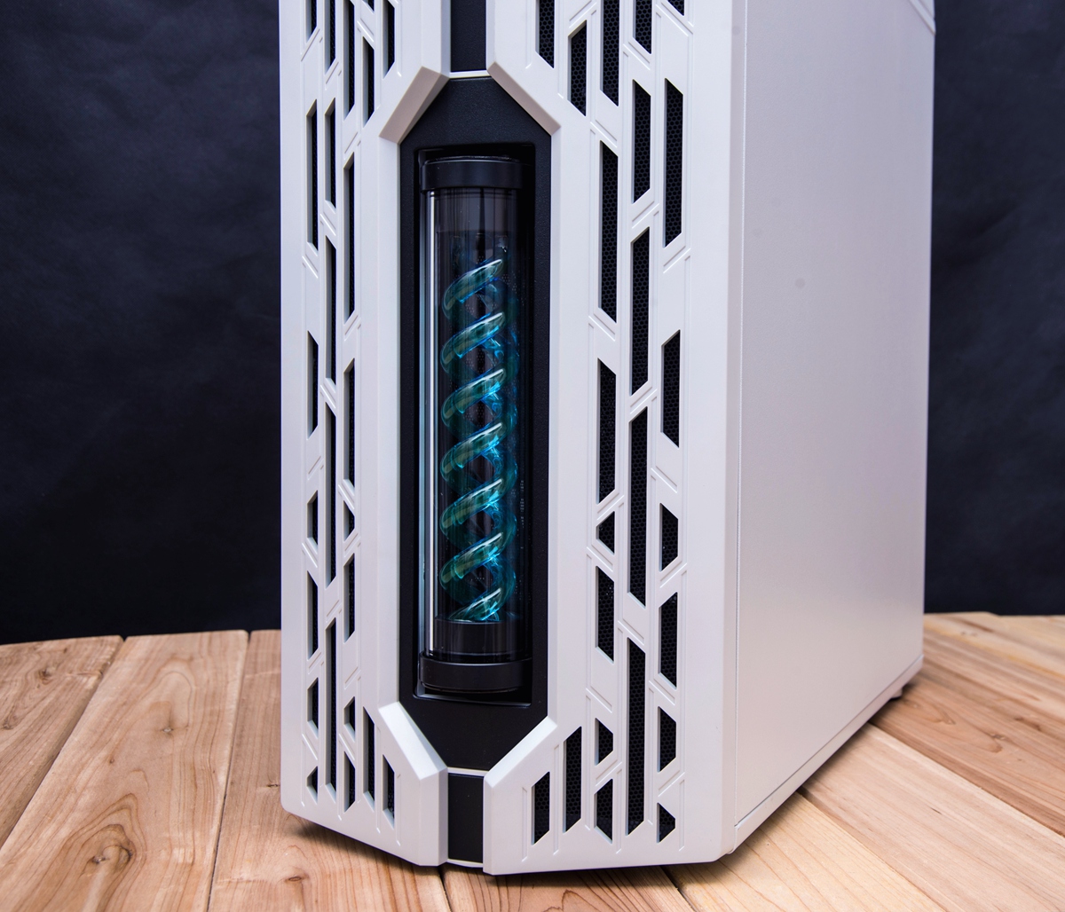 华硕电脑玩生化危机,华硕无畏15i生化危机