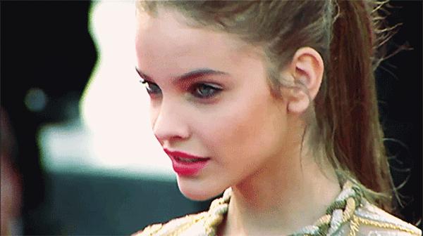 腮红这样挑让你妆容美出新高度,一盘腮红就能搞定的清新妆容