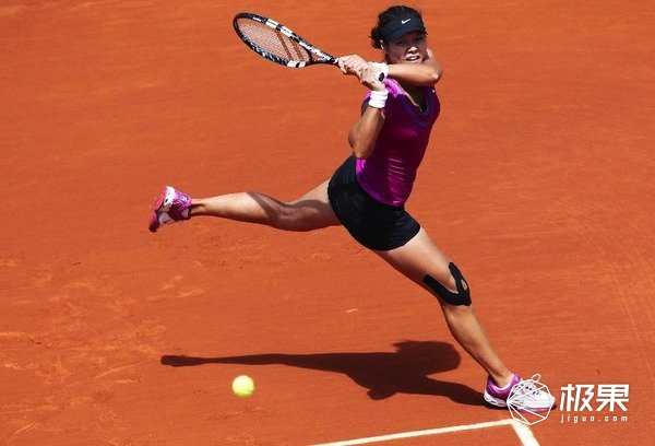 你从不注意的鞋底花纹,却成了乔丹科比封神的“秘密”