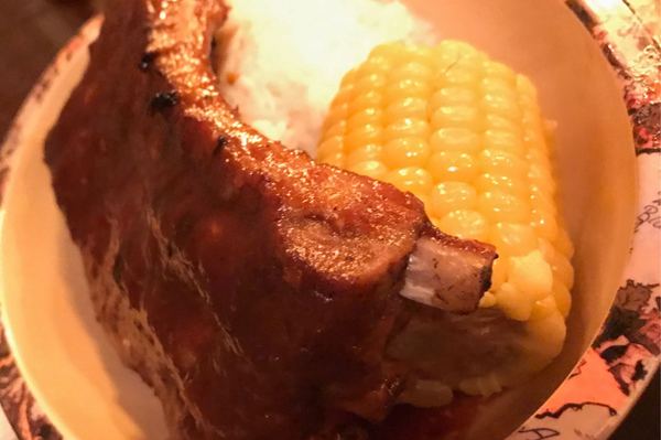 上海迪士尼乐园吃什么比较划算,上海迪士尼酒店住宿攻略