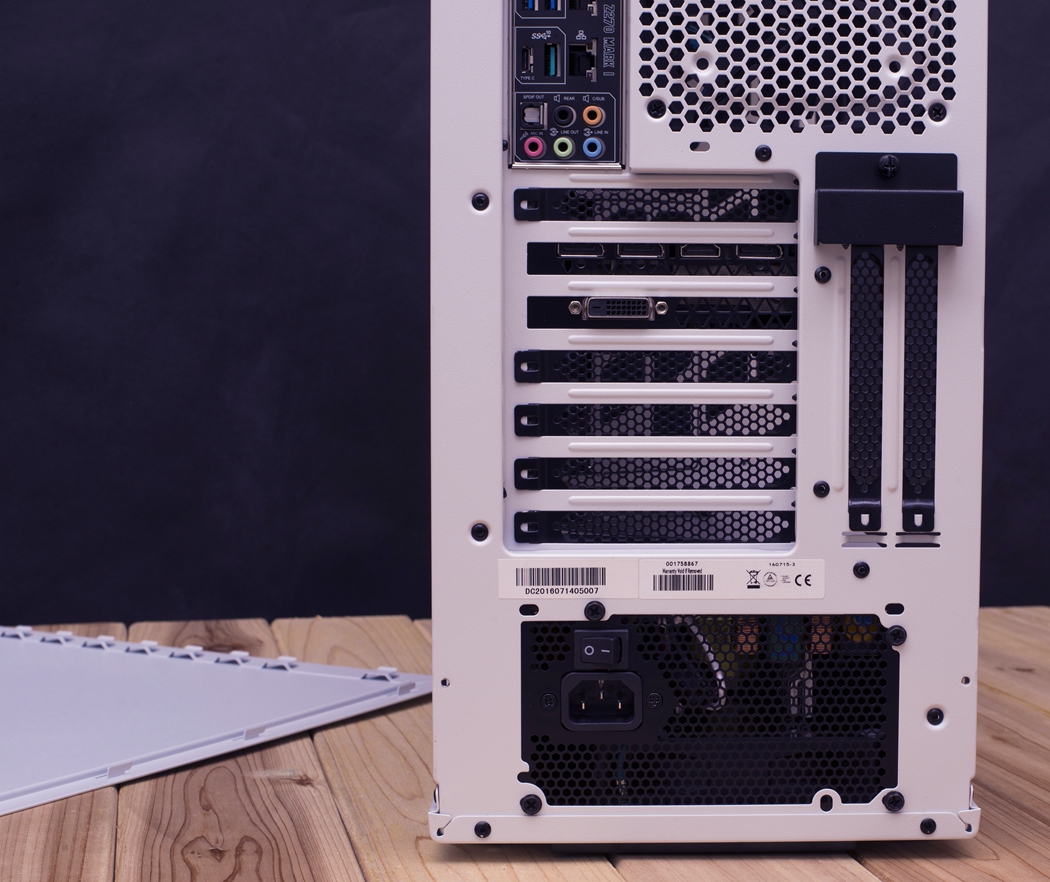 华硕电脑玩生化危机,华硕无畏15i生化危机