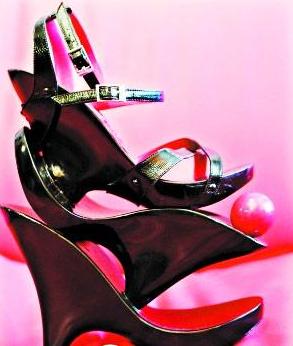 你敢穿高跟鞋吗,摩天高跟