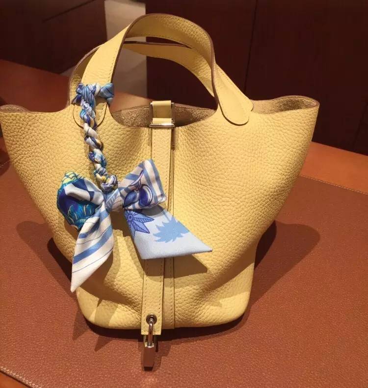 向晚穿搭女装服饰,向晚牛仔穿搭