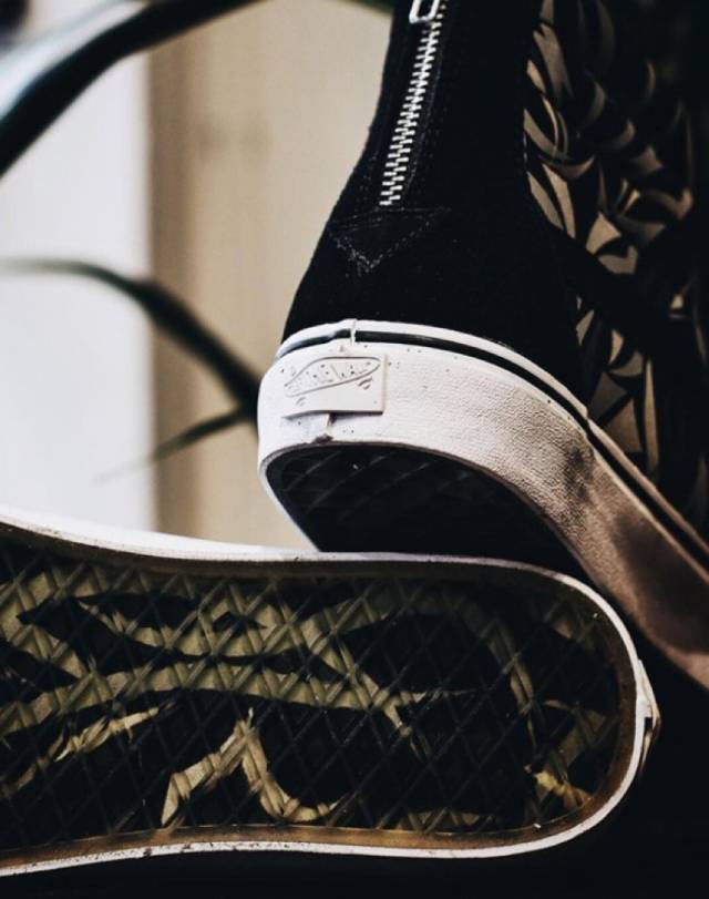 你们都在等秦舒培生孩子，而我却在关注CLOT悄悄上新