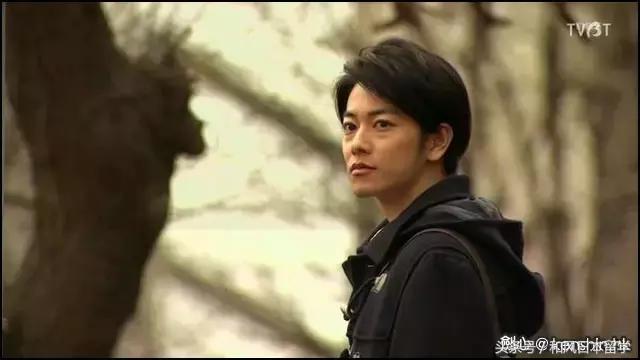 佐藤健在日本女性心中的地位,佐藤健颜值巅峰图片