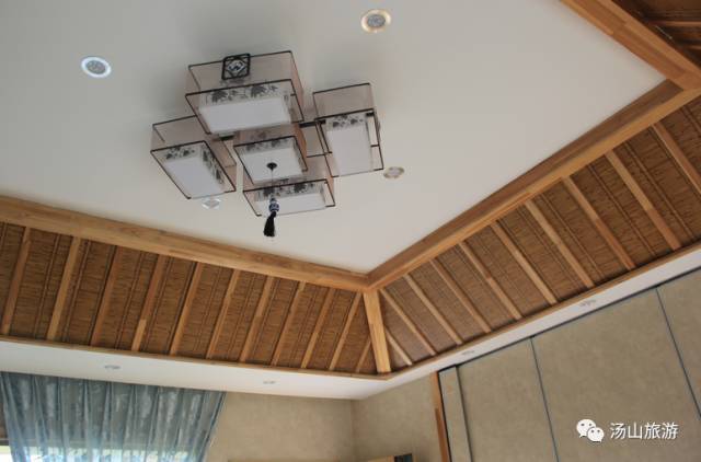 李家村一座水上桃源，与你约会这个春天