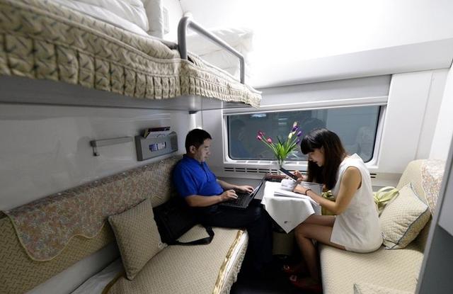 绿皮火车硬卧和软卧的区别,z165火车硬卧和软卧的区别图片