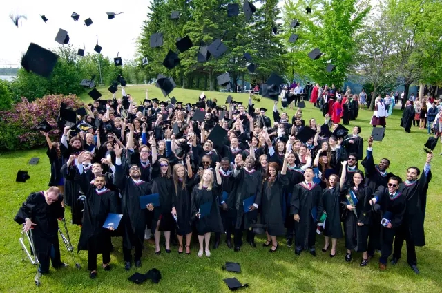 加拿大“最有前途”大学Top5温莎大学夺得第一