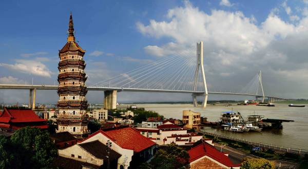 你好，我的名字叫安庆，这是我的最新简历，请多关照！