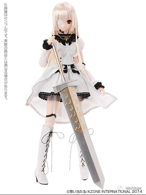 azone娃娃大小,放在手心里的娃娃