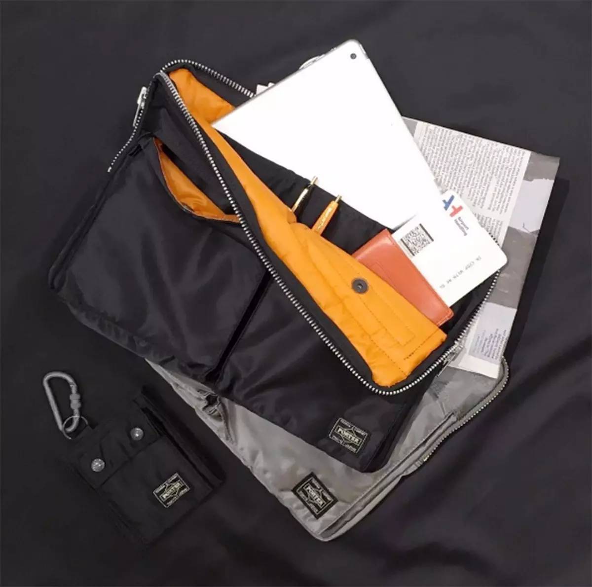 不俗的人们最爱的PORTER除了制包水准一流，最近搞“副业”更是风生水起~