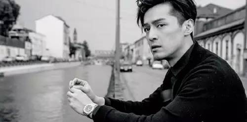 抖森表情包上线~老干部鹿晗,不呆萌张艺兴,脸部失控的胡歌,花痴赵丽颖……差点认不出管理不住自己表情的爱豆们!