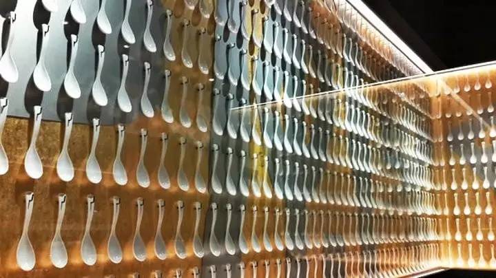 把拉面卖到上市,河原成美还要将之做成“拉面界的星巴克”