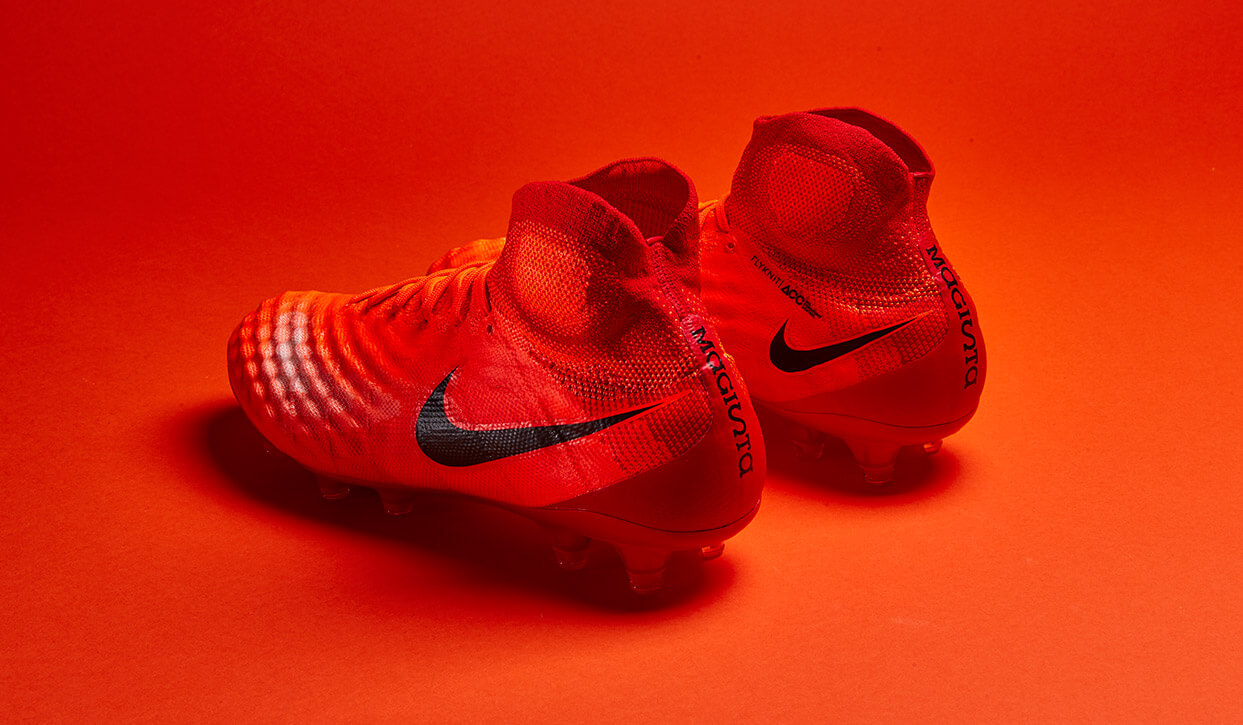 鬼牌2tf足球鞋所有配色,鬼牌2顶级足球鞋