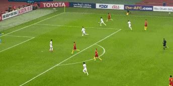 王永珀助攻于大宝,中国1:0伊拉克于大宝进球视频